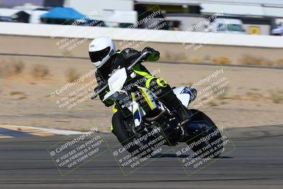 media/Jan-08-2022-SoCal Trackdays (Sat) [[1ec2777125]]/Turn 14 Outside (1050am)/